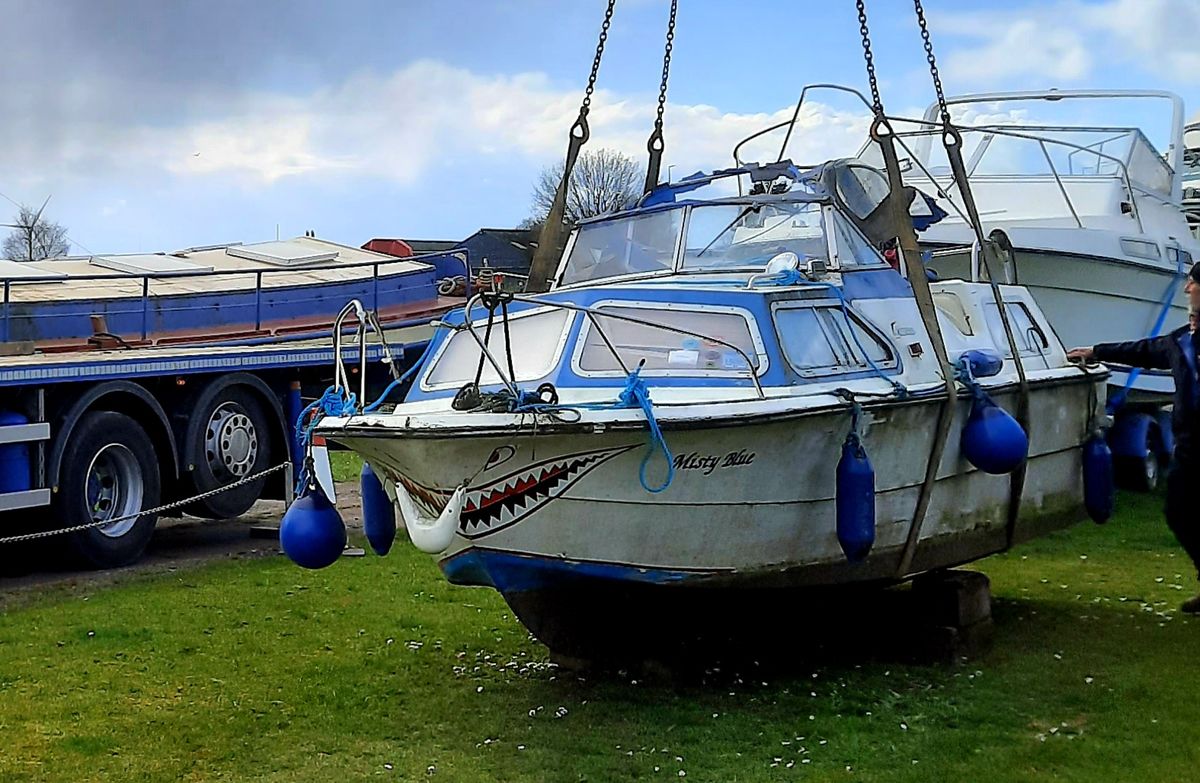 How to Dispose of a Motor Boat